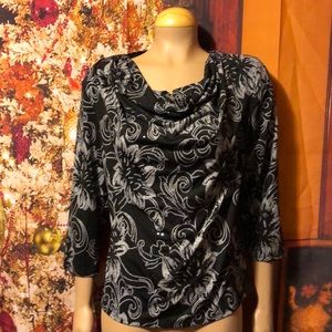 MLK Large NWT Glitz Top blk White